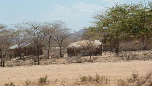 Krajina-Laisamis-to-Marsabit-Kenya-2012-Kazungu-P1030773